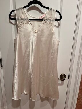 Vintage Oscar de la Renta pink label nightgown lingerie nightie negligée'
Med